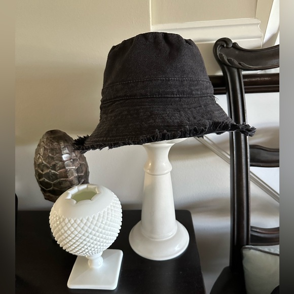 Black Canvas Bucket Hat - Picture 7 of 8